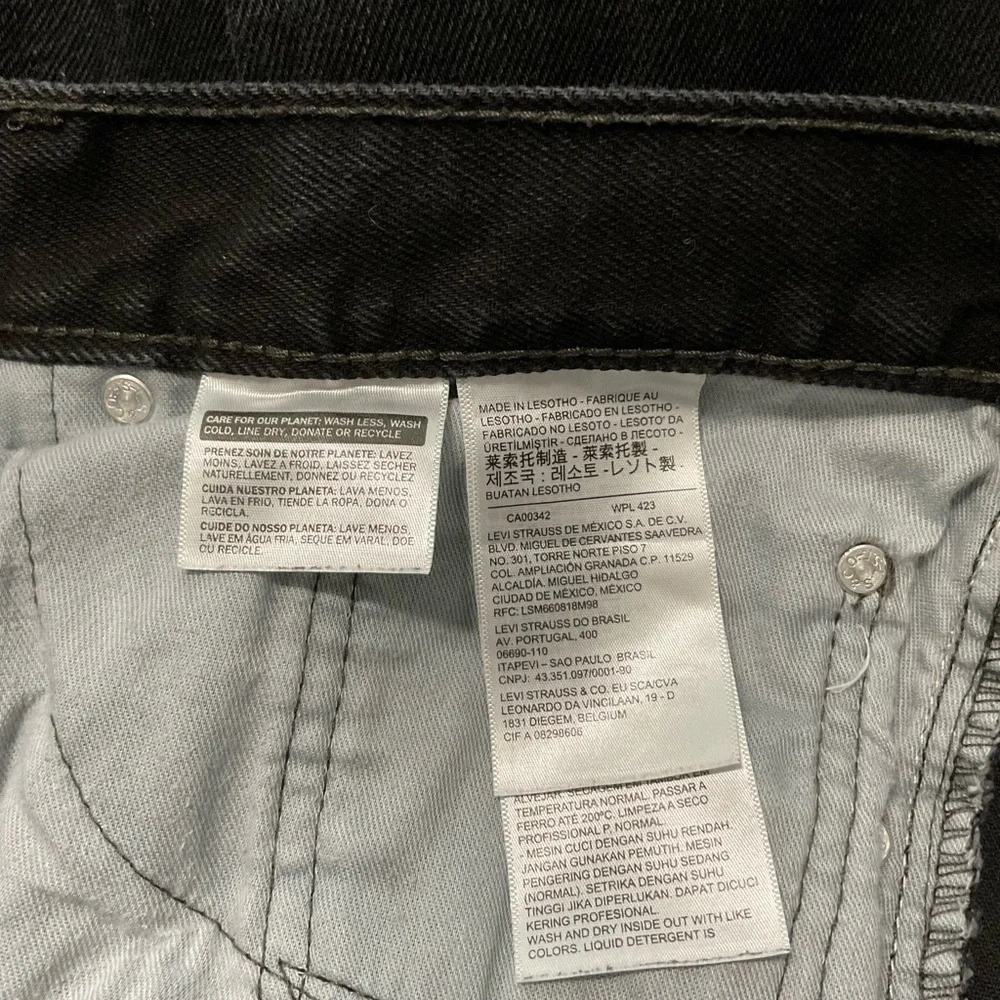 Levi's 505 distressed jeans‎